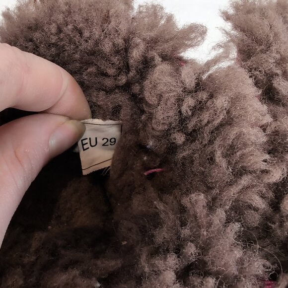 UGG Auzland Sheepskin Pink Boots Booties Girls Youth 9/10 EU 29 Short Bow - Picture 10 of 14